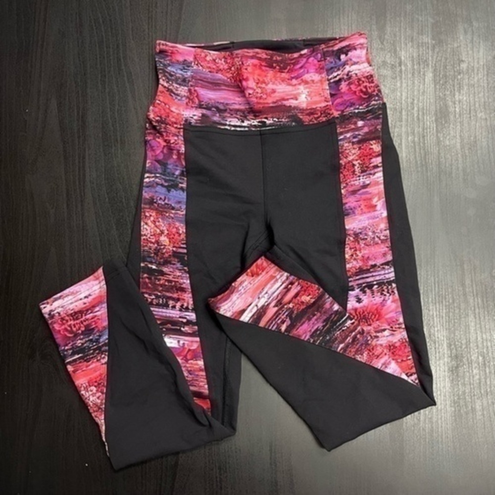 LIKE 🆕 Lululemon Sweat & Repeat Crop 21" - Sz 4